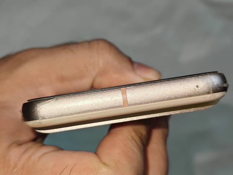 Google Pixel 8 5