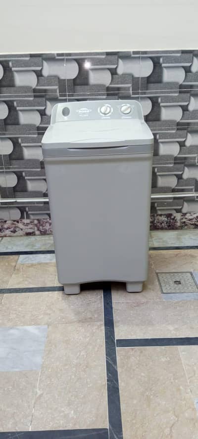 Boss KE-4000 Washing Machine (Washer Only) – Excellent Condition