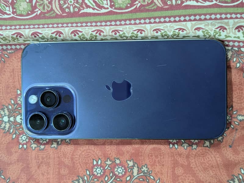 Apple iPhone 14 Pro Max 2