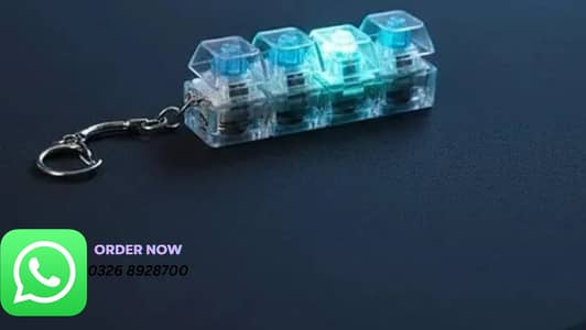 Clicker Keyboard Keychain – Mini Mechanical Keyboard Switch Tester