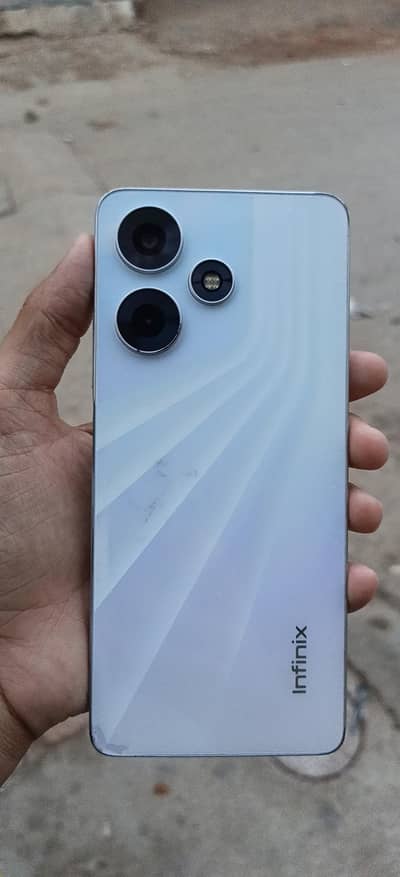 Infinix Hot 30