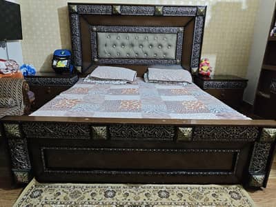 King size Bed with side tables