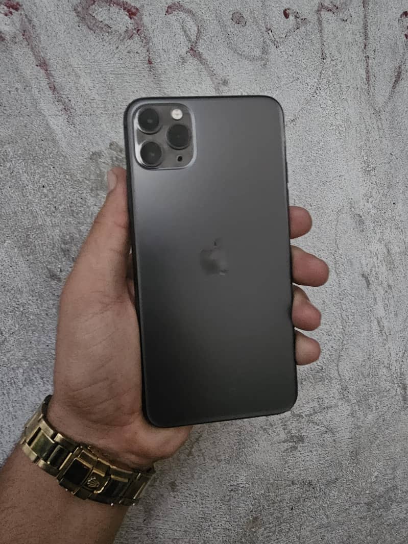 Apple iPhone 11 0