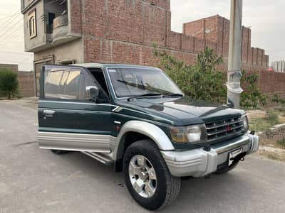 Mitsubishi Pajero 1993