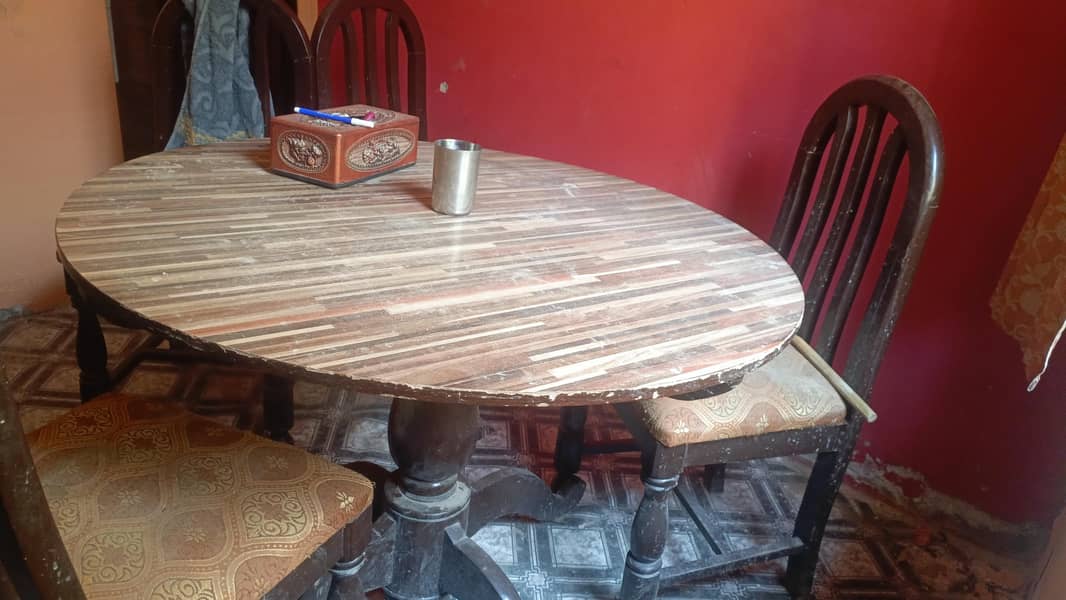 dining table four sitter 1