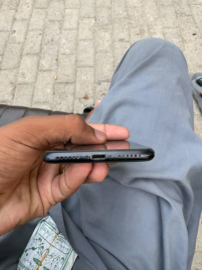 Apple iPhone SE 2