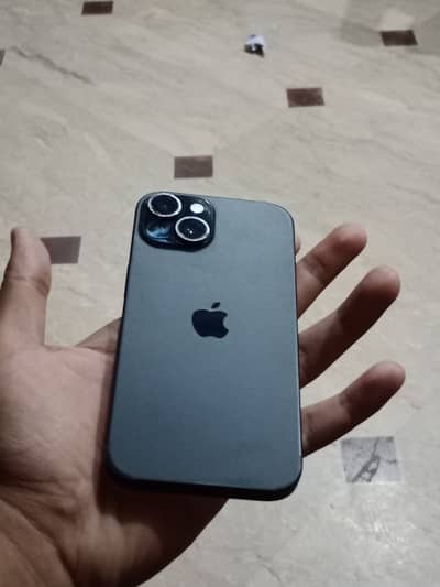 iPhone 15