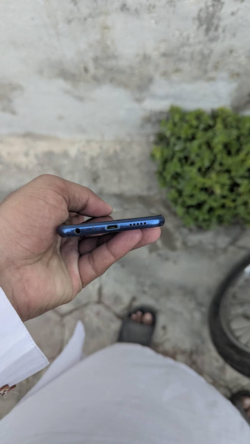 Honor 9N 3