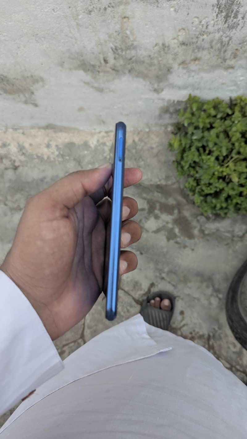 Honor 9N 4