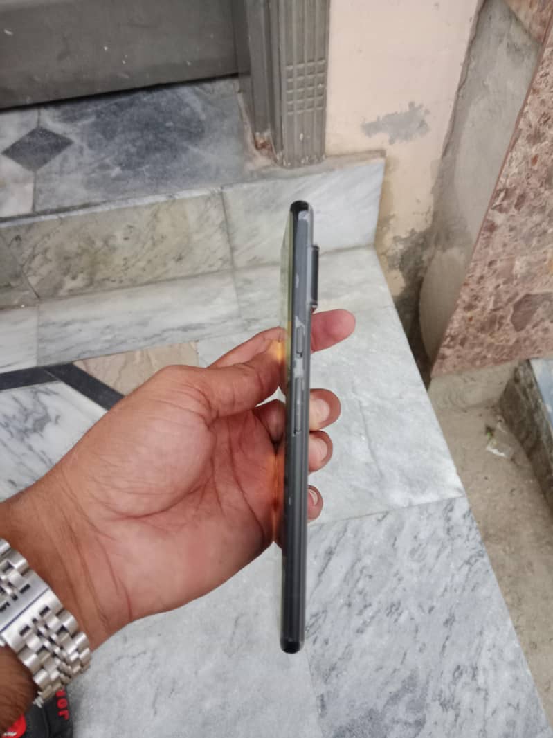 Google Pixel 6 Pro 2