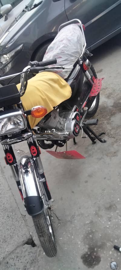 Honda CG 125 Black 2025 | Like New | Documents Clear