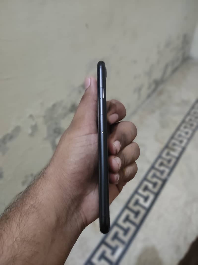 Apple iPhone SE 1