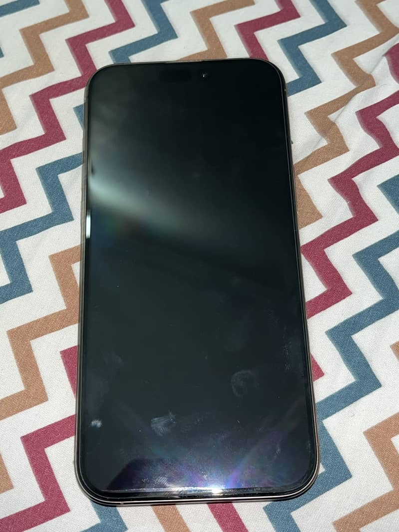 Apple iPhone 16 Pro Max 3