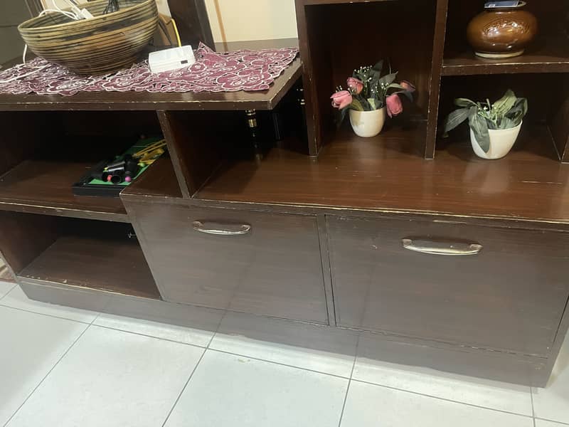 TV CONSOLE 3