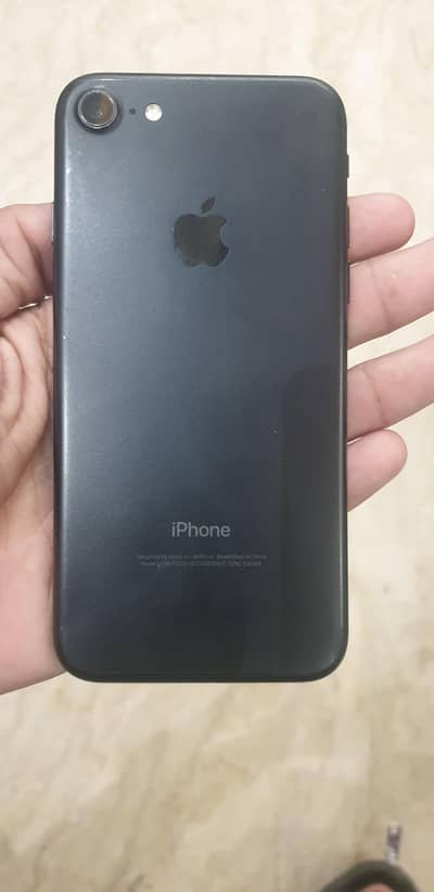 Apple iPhone 7