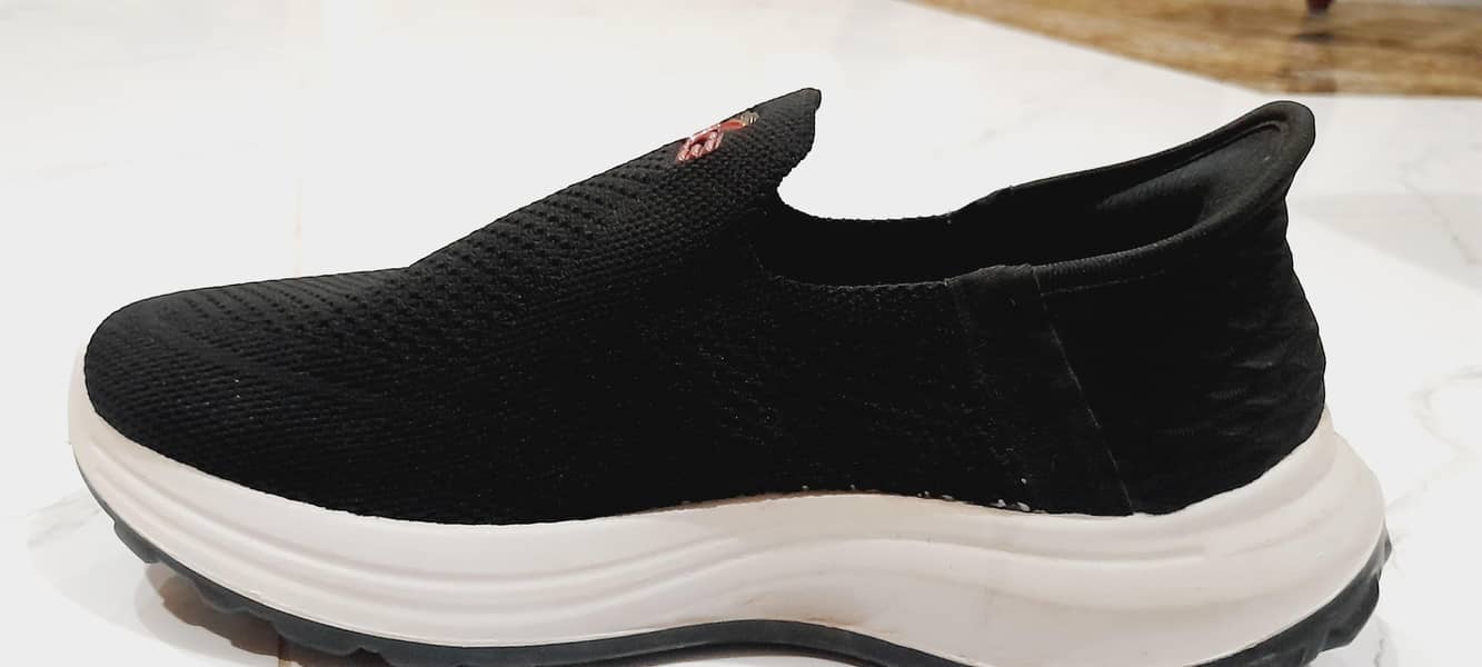 SNEAKERS 0