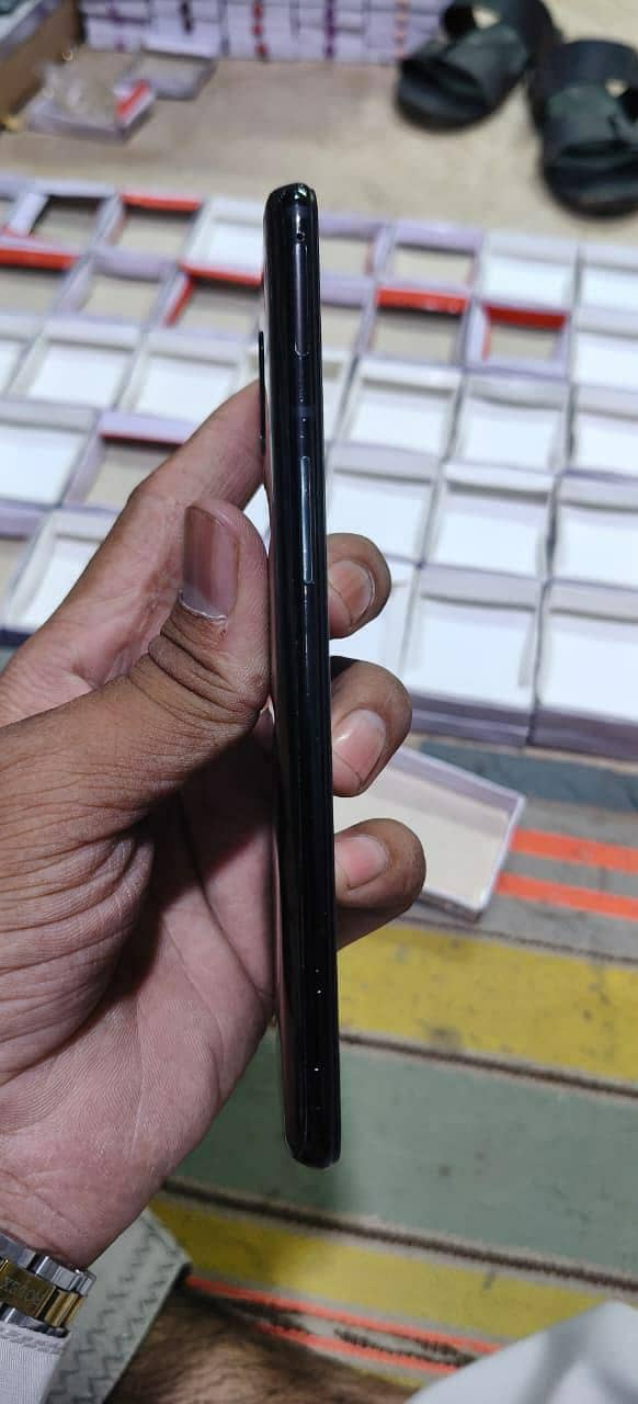 One Plus 6T 3