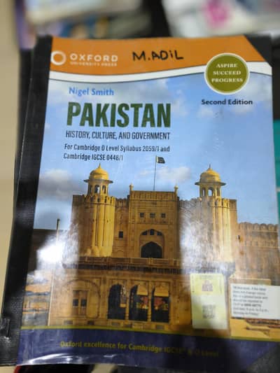 Cambridge O level and IGCSE history book by Nigel smith
