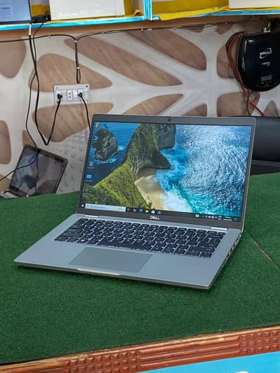 Dell latitude 5430 12th Generation core i5 8gb ram 256gb ssd Touch lap