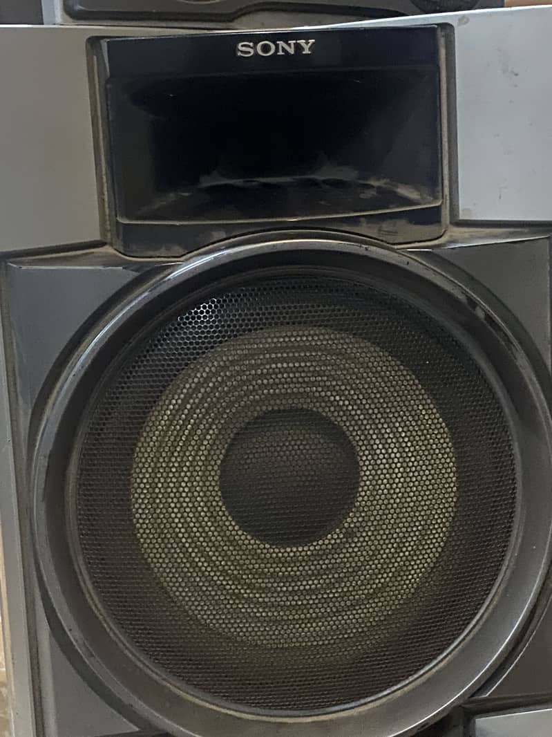 Speakers 2