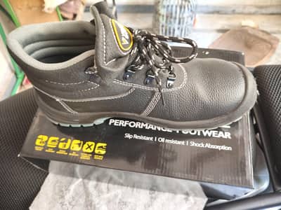 safety shoes