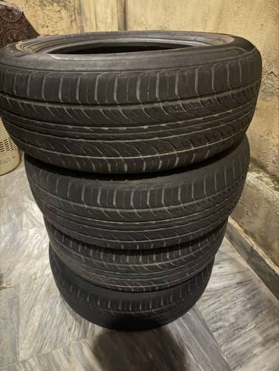 Tyre 15 size