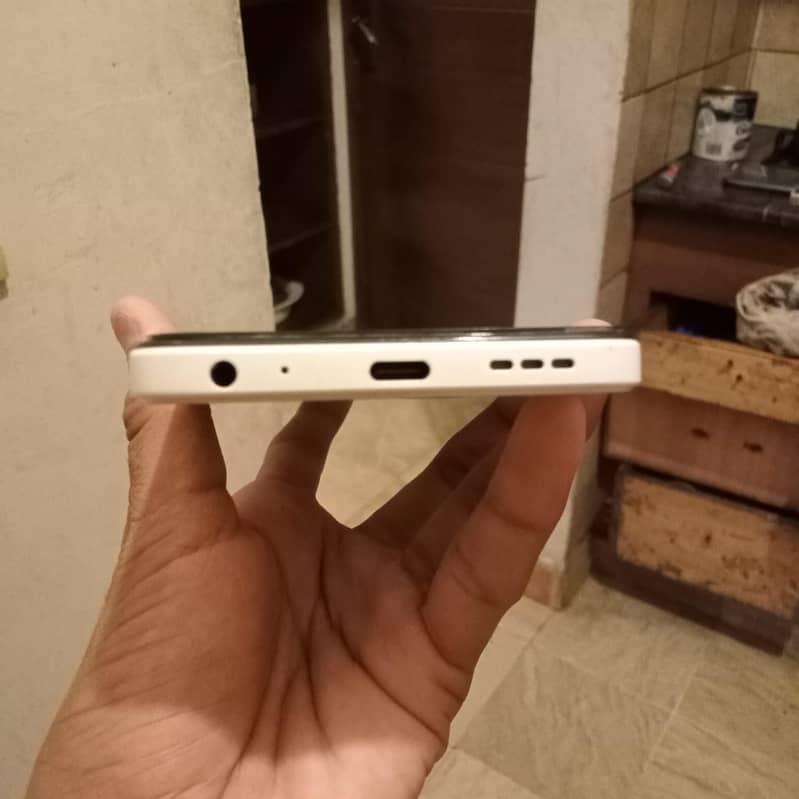 Dcode Bold 5