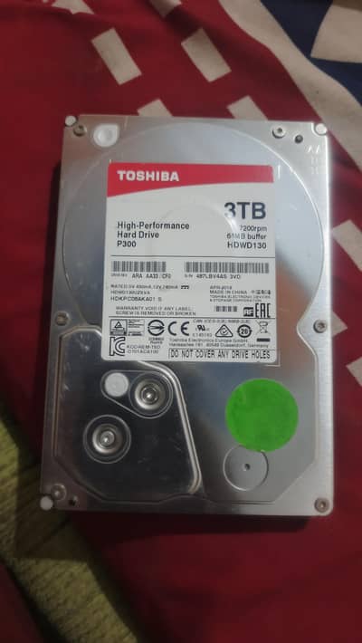 Toshiba Harde Drive 3 TB 100% Health Bohat Kam use hoi ha