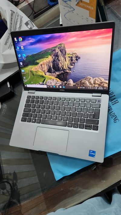 Dell latitude 5420 | i5 11th | 8gb ram | 256nvme