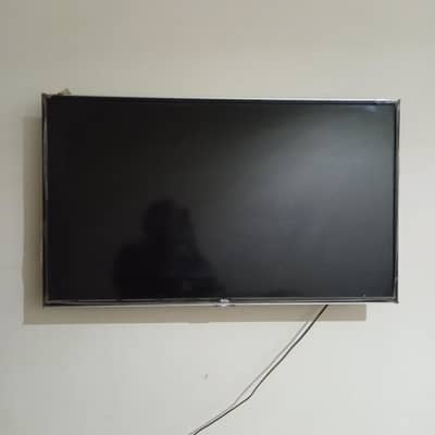 TCL LED For sale 42 inch