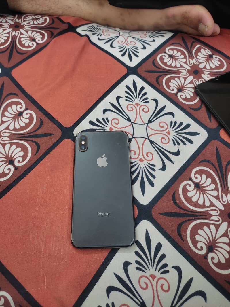 Apple iPhone X 1