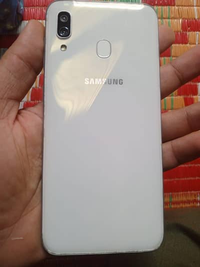 Samsung Mobile A30