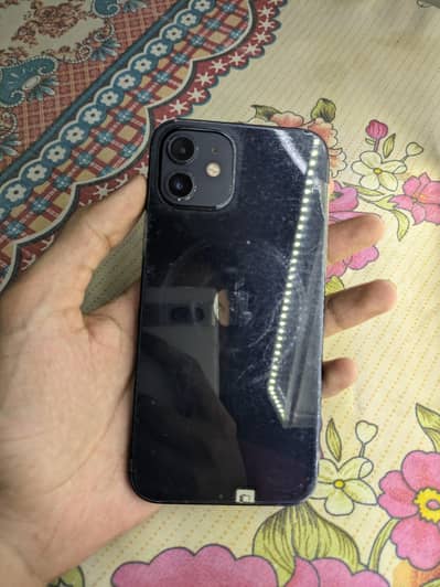 Apple iPhone 12