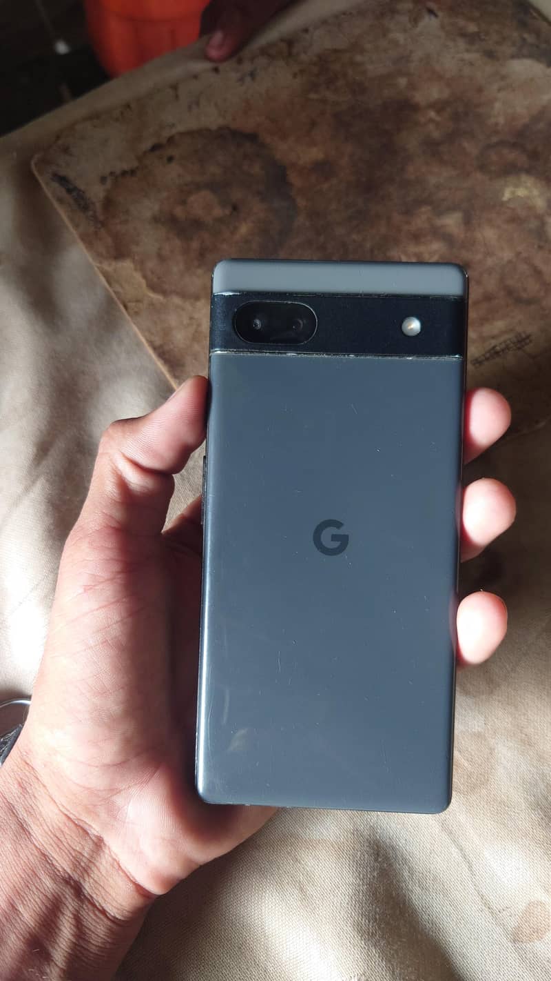 Google Pixel 6a 1