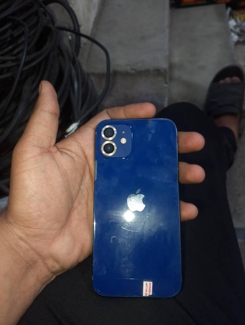 Apple iPhone 12 7