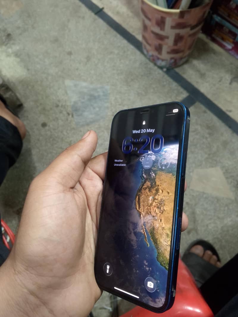 Apple iPhone 12 13