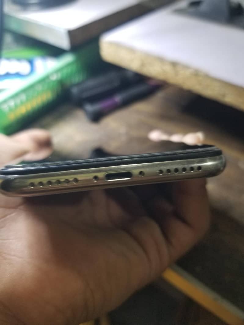 IPhone X 3