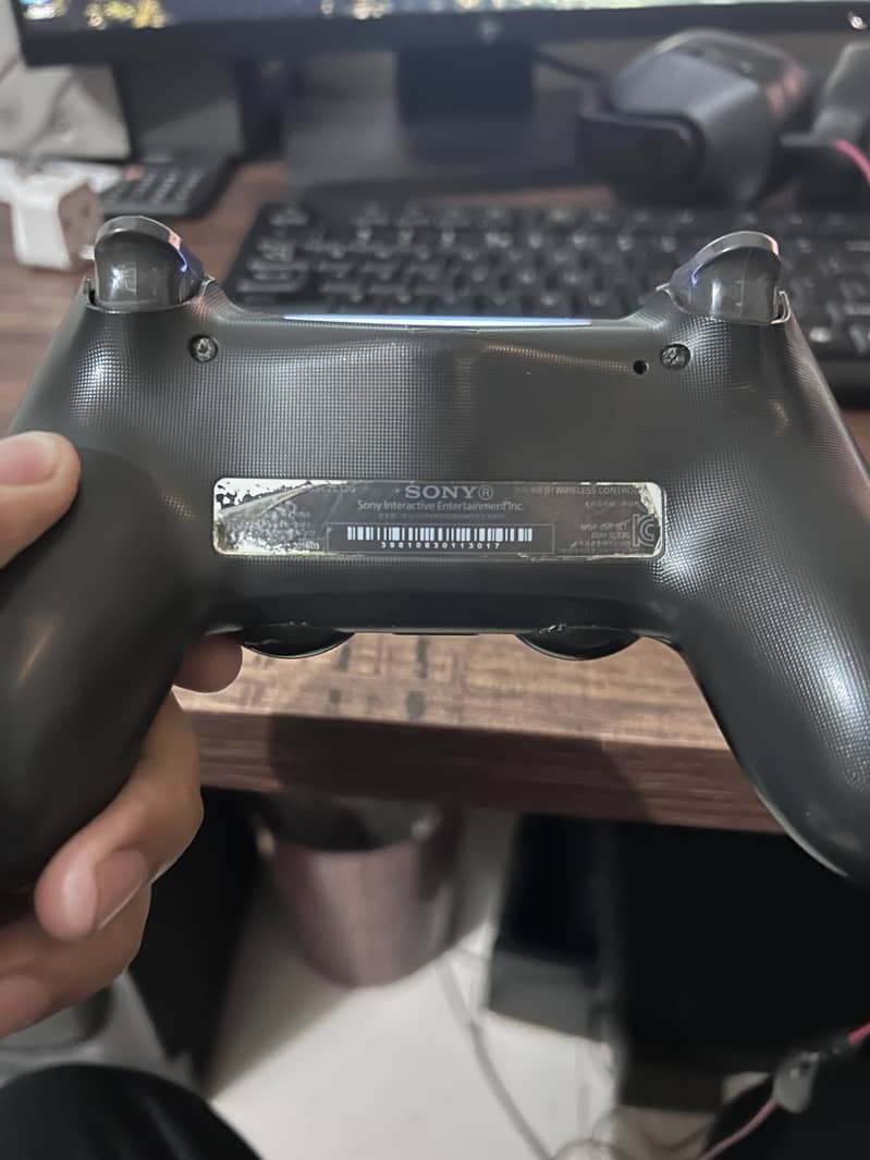 Playstation 4 original controller box pulled 0
