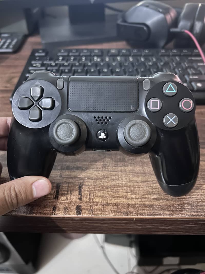 Playstation 4 original controller box pulled 2