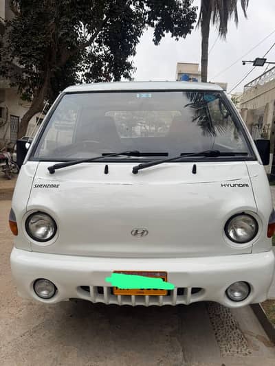 Hyundai Shehzore 2000