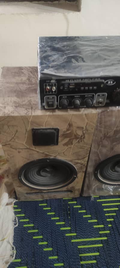 speakers
