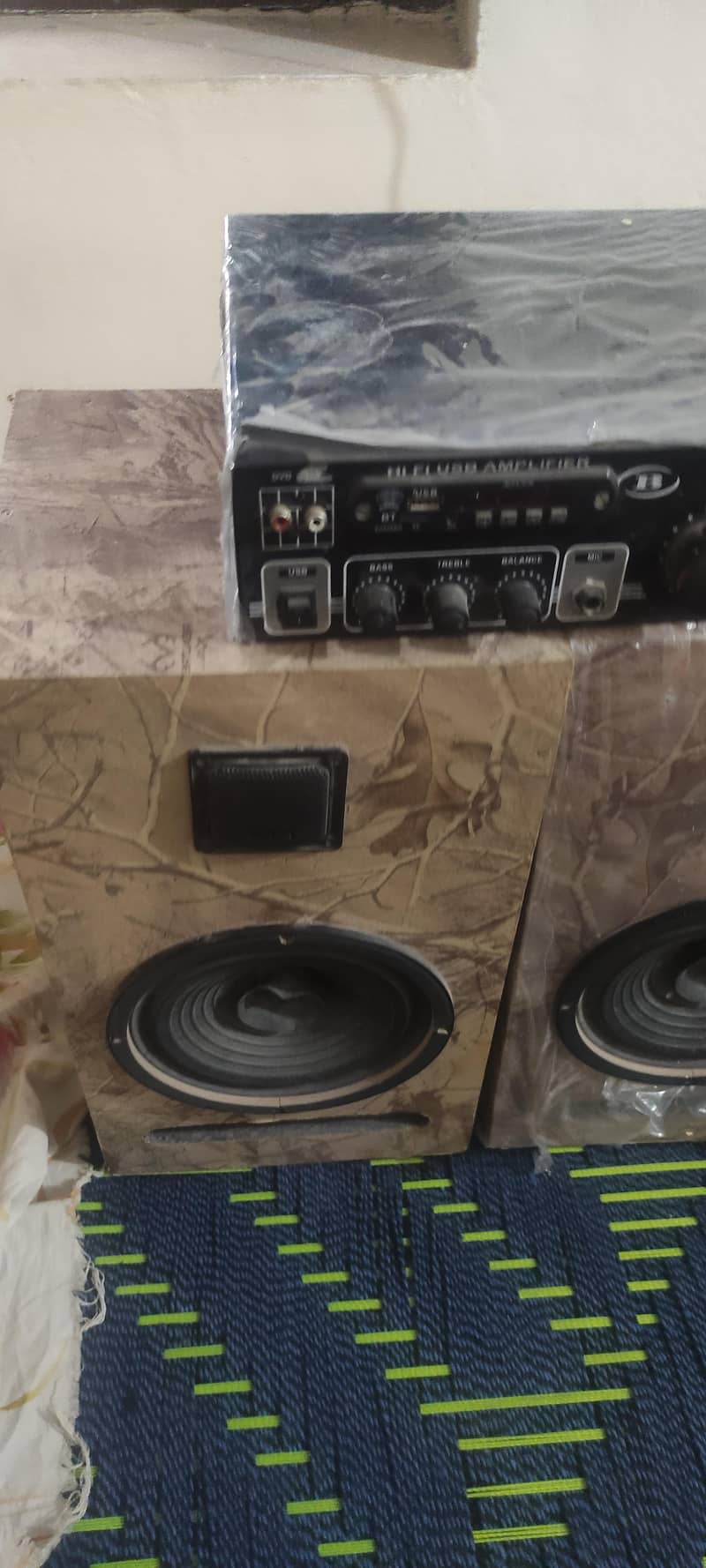 speakers 0