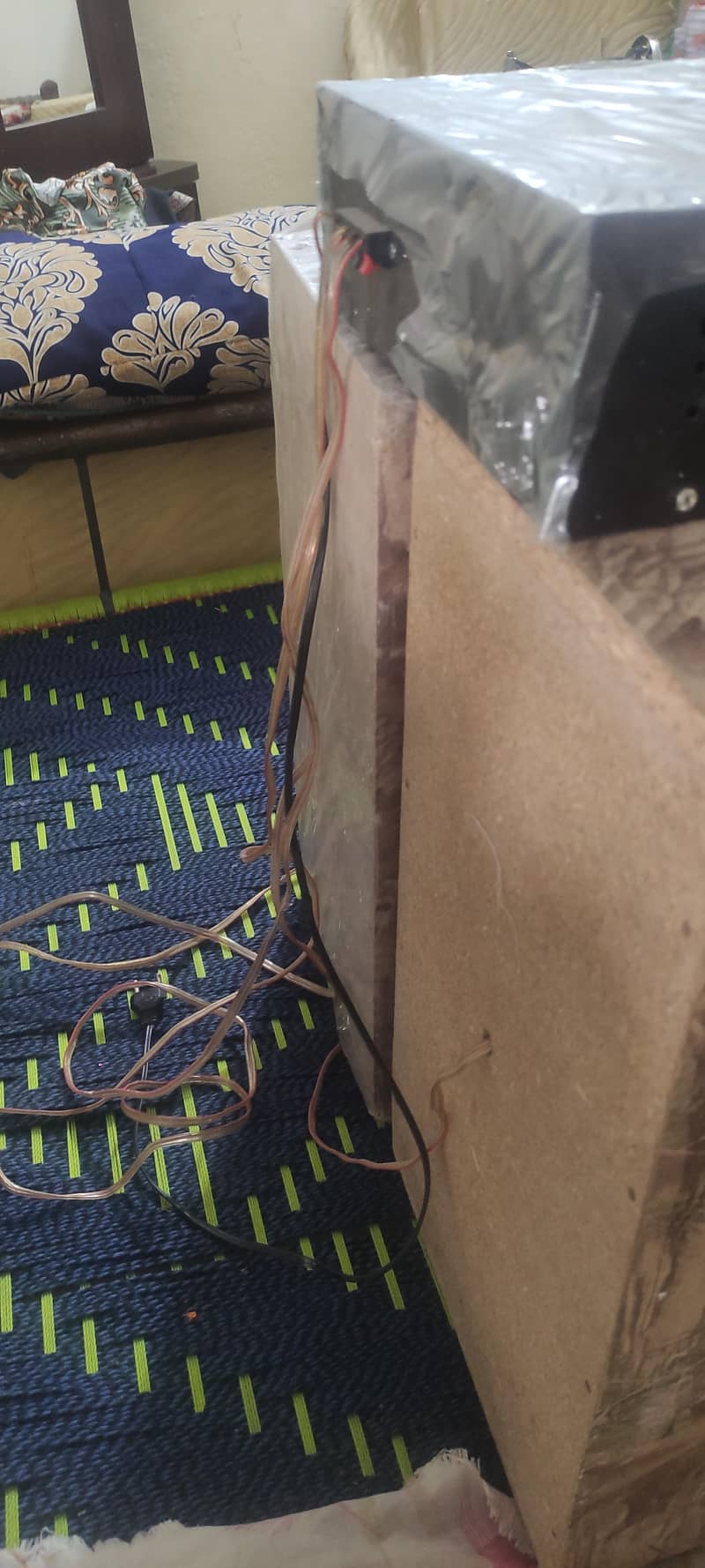 speakers 2
