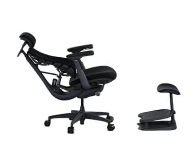 LiberNovo Omni Dynamic Ergonomic Chair – Standard Bundle with Footres