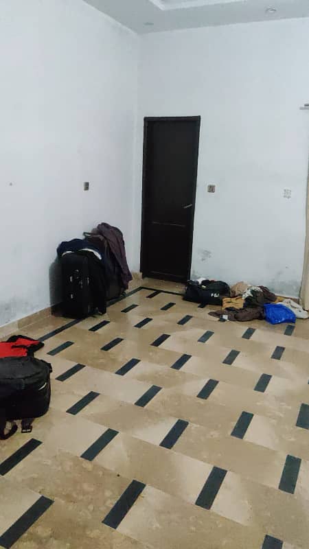 Upper portion for Rent 8