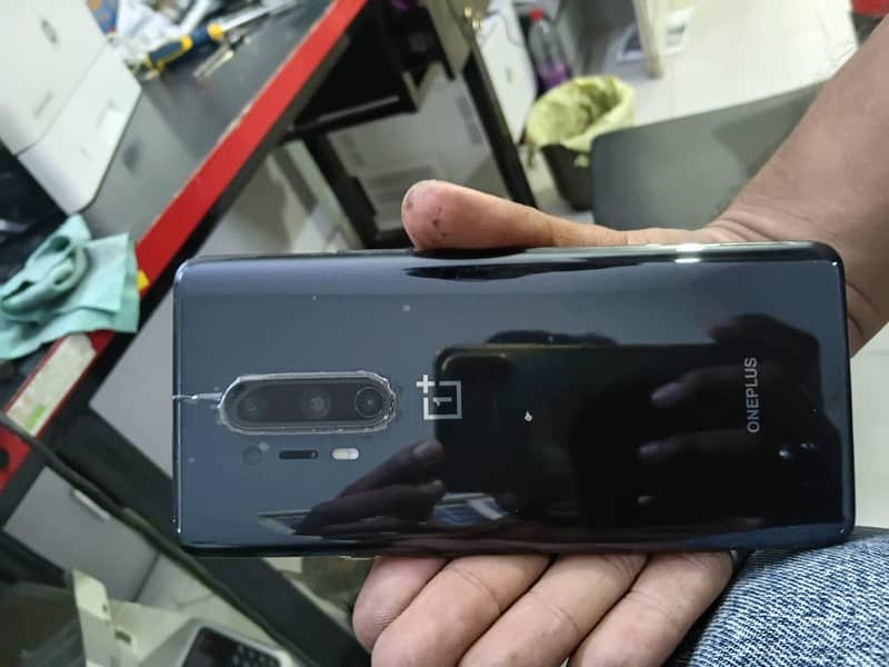 One Plus 8 Pro 0