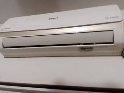 Orient DC Inverter 1 Ton AC - Gold Fin - Working Condition
