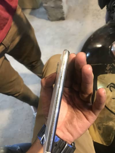 iPhone X