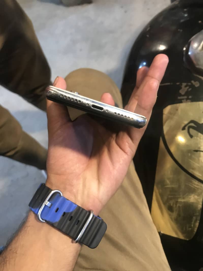 iPhone X 2