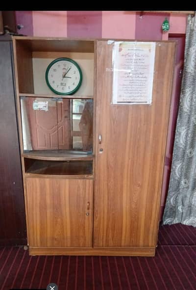 WARDROBES MSDE BY CARPENTER